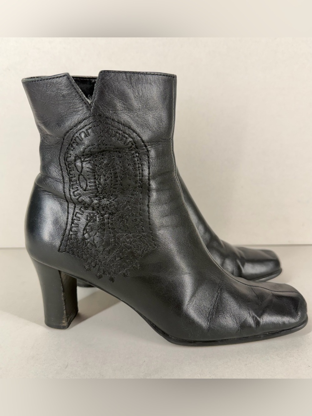 Chico’s Womens Corral Leather Mid Calf Embroidered Boots 7 Black Square Toe